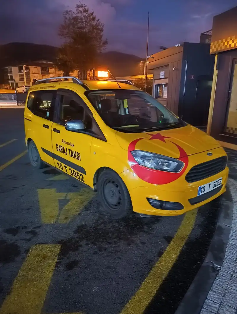 Altınoluk Taksi - Araç 1