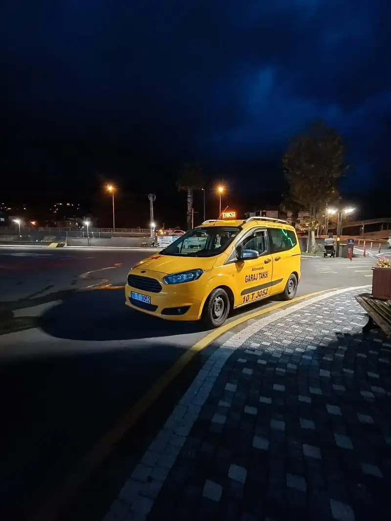 Altınoluk Taksi - İç Mekan